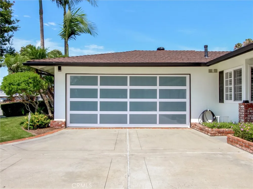 6241 Mar Vista Drive Huntington Beach, CA 92647