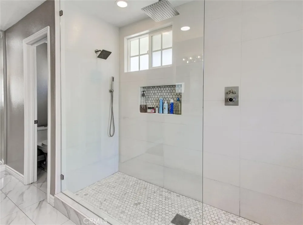 6241 Mar Vista Drive Huntington Beach, CA 92647