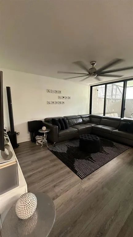 11205 NW 15TH STREET #11205 Pembroke Pines, FL 33026
