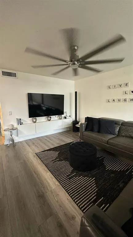 11205 NW 15TH STREET #11205 Pembroke Pines, FL 33026