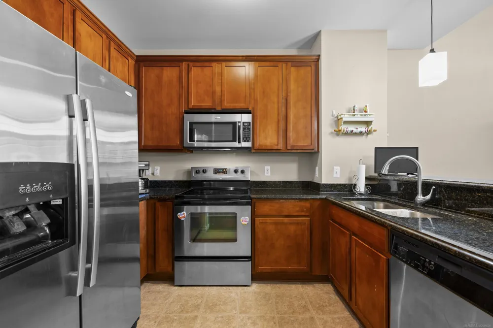 56696 Long Island Drive Shelby Charter Township, MI 48316