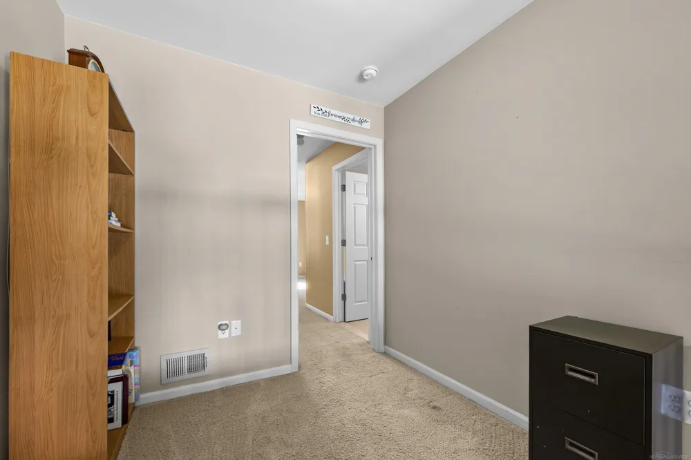 56696 Long Island Drive Shelby Charter Township, MI 48316
