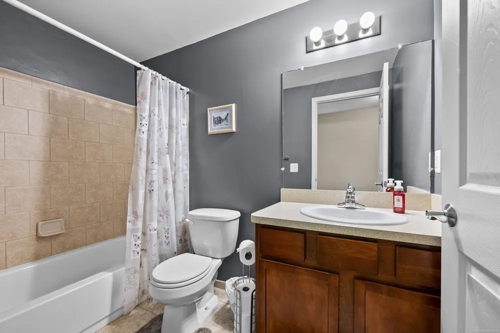 56696 Long Island Drive Shelby Charter Township, MI 48316