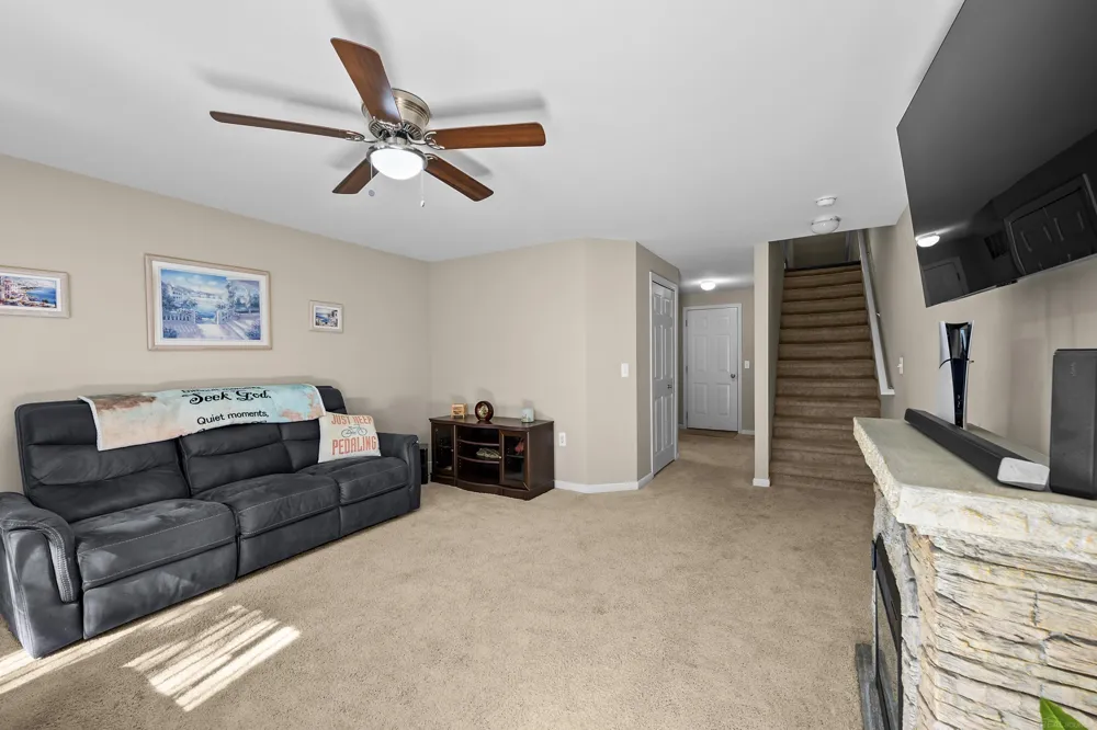 56696 Long Island Drive Shelby Charter Township, MI 48316