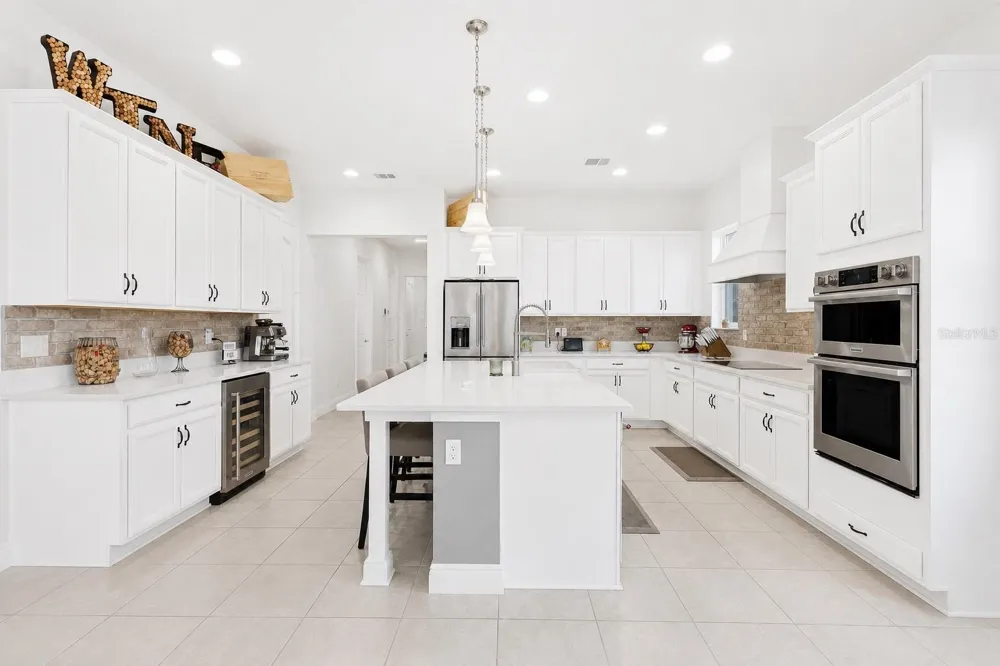 13321 OAKENSHAW LANE Orlando, FL 32832