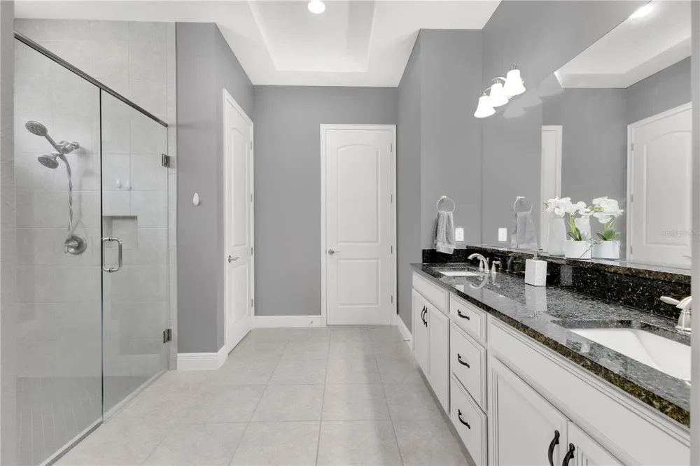 13321 OAKENSHAW LANE Orlando, FL 32832