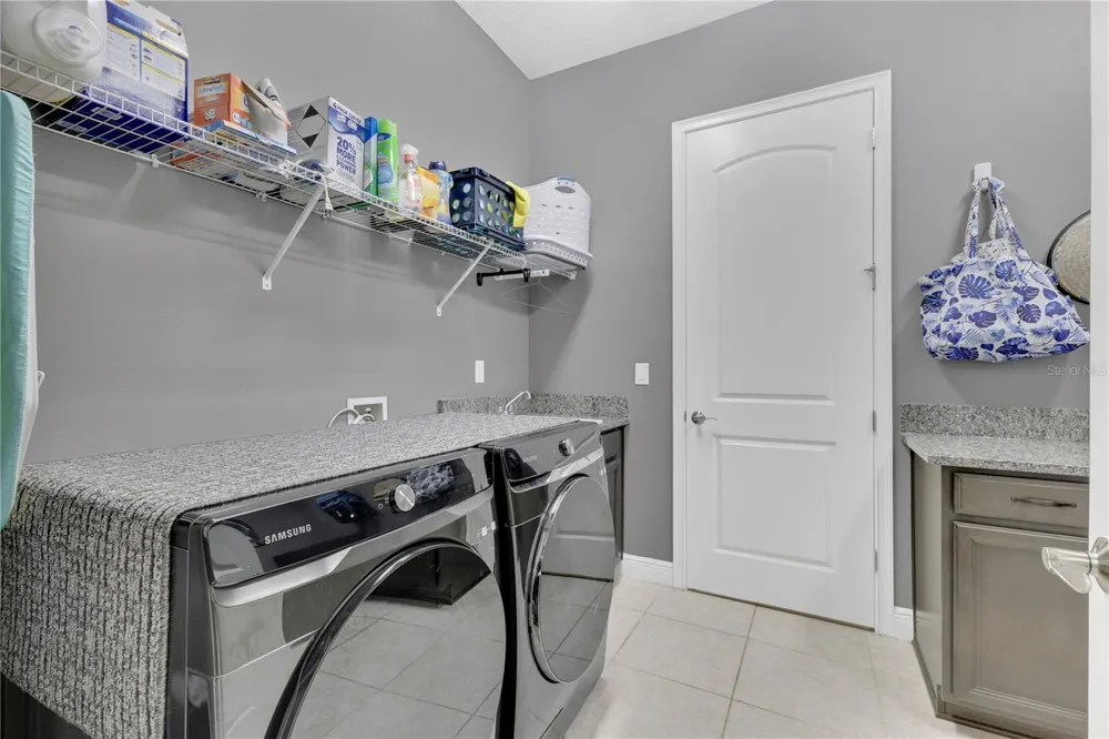 13321 OAKENSHAW LANE Orlando, FL 32832