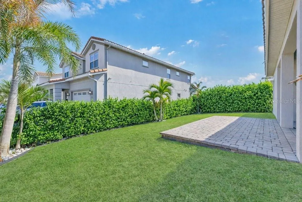 13321 OAKENSHAW LANE Orlando, FL 32832
