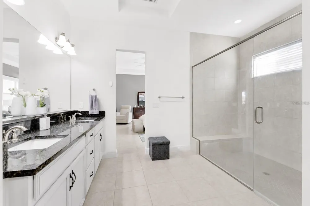 13321 OAKENSHAW LANE Orlando, FL 32832