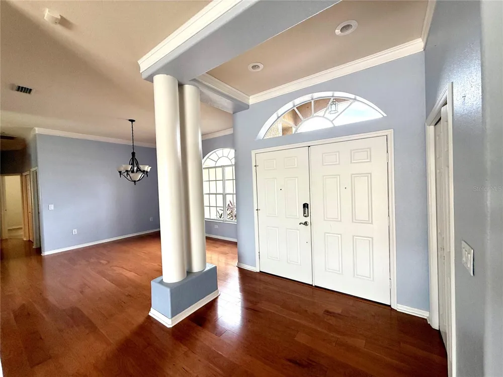 3735 GAVIOTA DRIVE Ruskin, FL 33573
