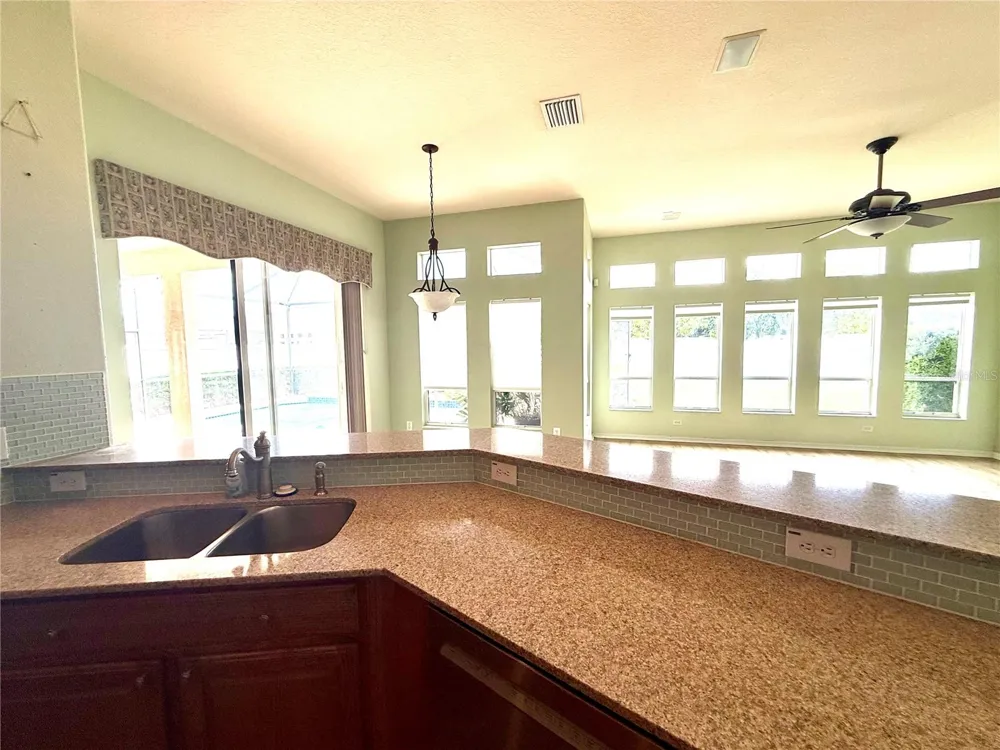 3735 GAVIOTA DRIVE Ruskin, FL 33573
