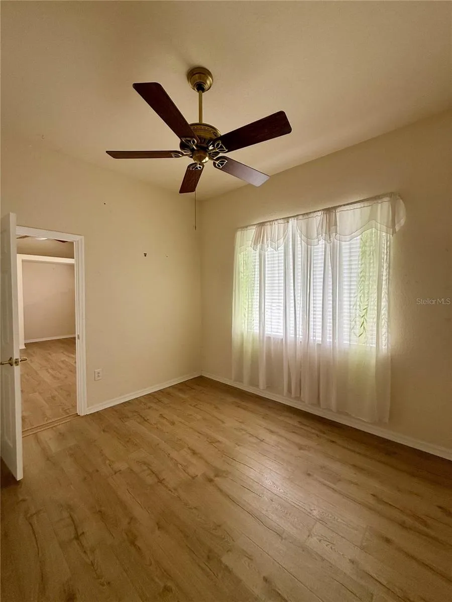 3735 GAVIOTA DRIVE Ruskin, FL 33573
