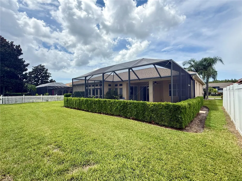 3735 GAVIOTA DRIVE Ruskin, FL 33573