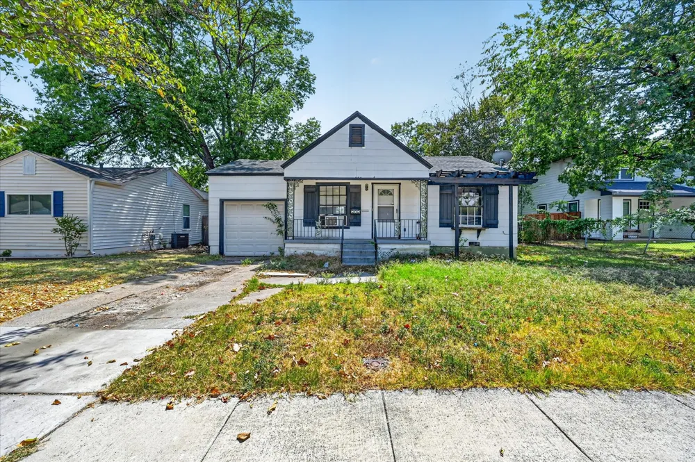 3933 Winfield Avenue Fort Worth, TX 76109