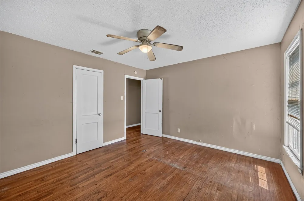 3933 Winfield Avenue Fort Worth, TX 76109