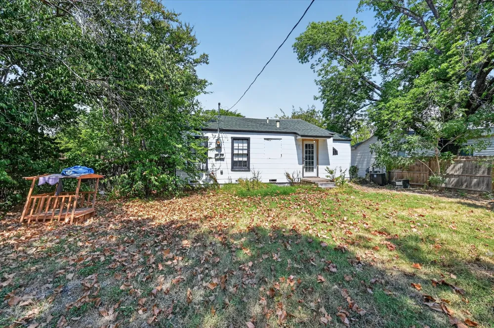 3933 Winfield Avenue Fort Worth, TX 76109