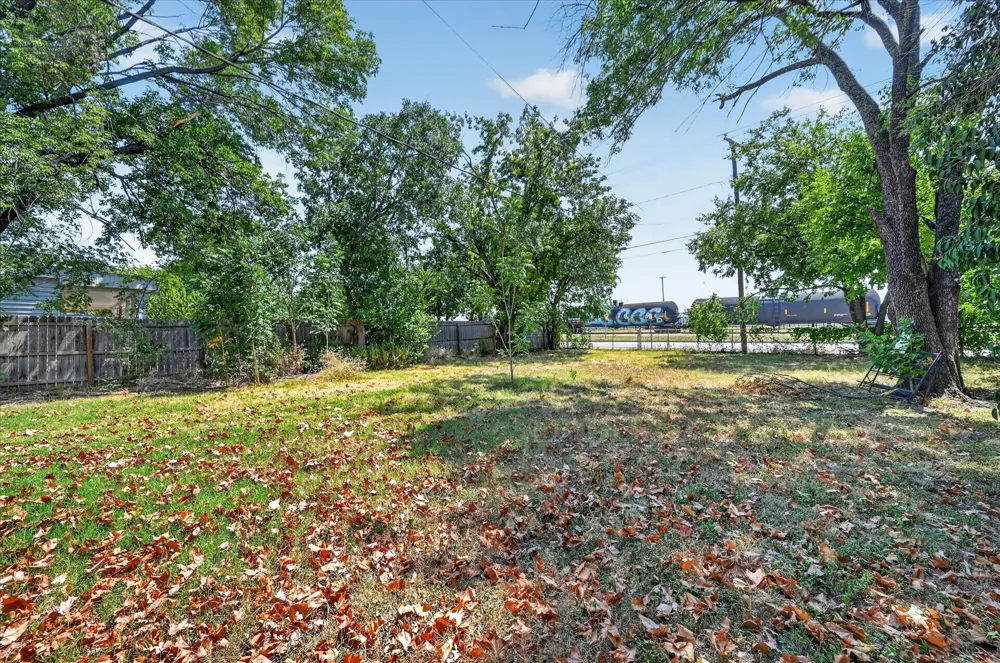 3933 Winfield Avenue Fort Worth, TX 76109