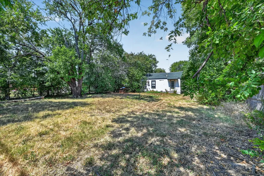 3933 Winfield Avenue Fort Worth, TX 76109