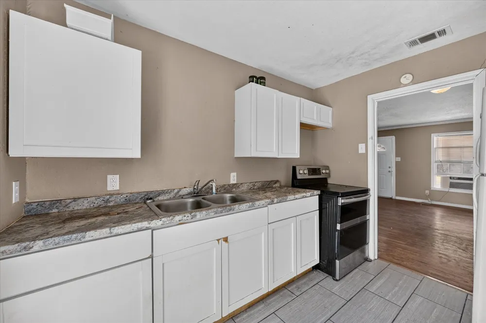 3933 Winfield Avenue Fort Worth, TX 76109
