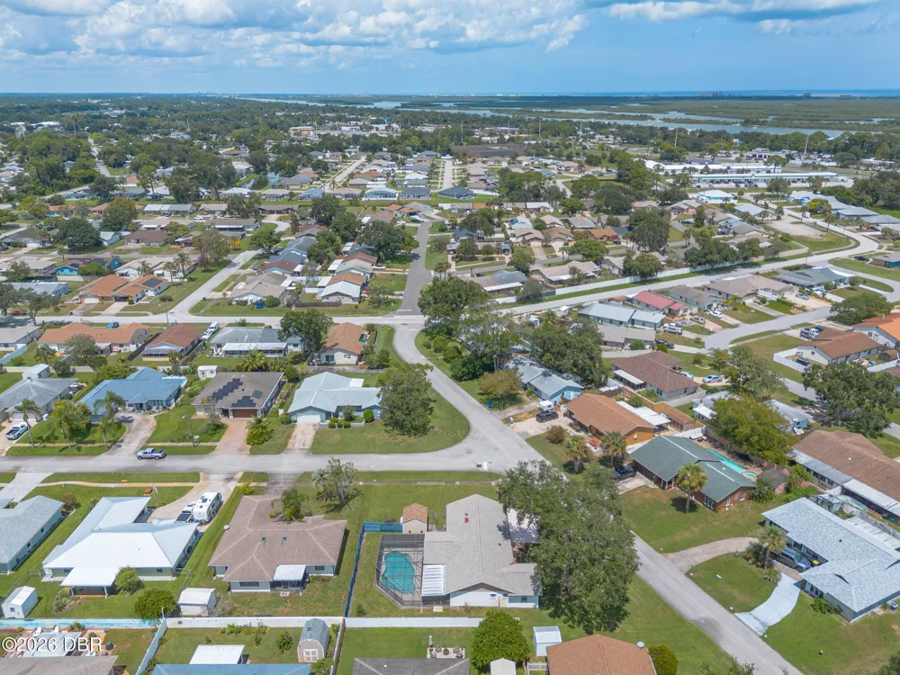 312 Sandpiper Court Edgewater, FL 32141