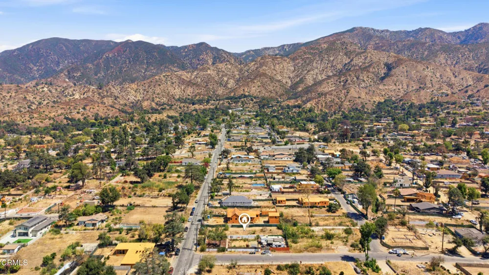 3268 Fair Oaks Avenue Altadena, CA 91001