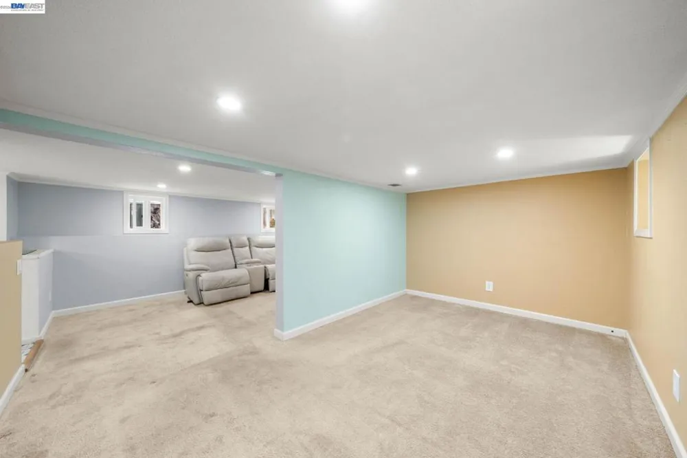 1540 Crescent Ave Castro Valley, CA 94546