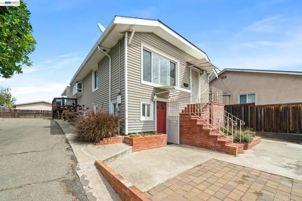 1540 Crescent Ave Castro Valley, CA 94546