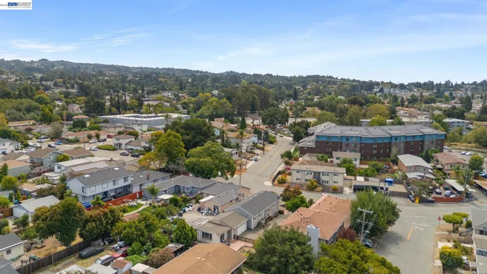 1540 Crescent Ave Castro Valley, CA 94546