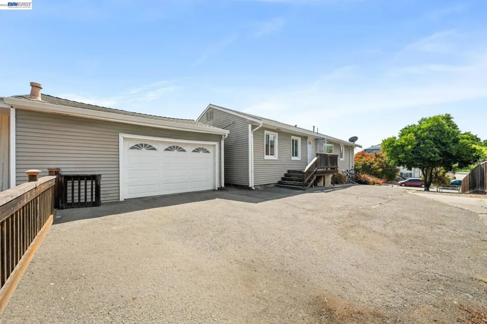 1540 Crescent Ave Castro Valley, CA 94546