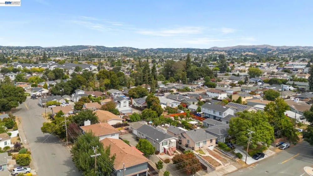 1540 Crescent Ave Castro Valley, CA 94546