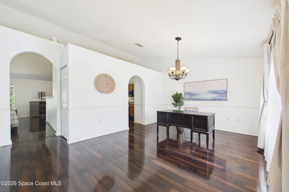583 Edison Street SE Palm Bay, FL 32909