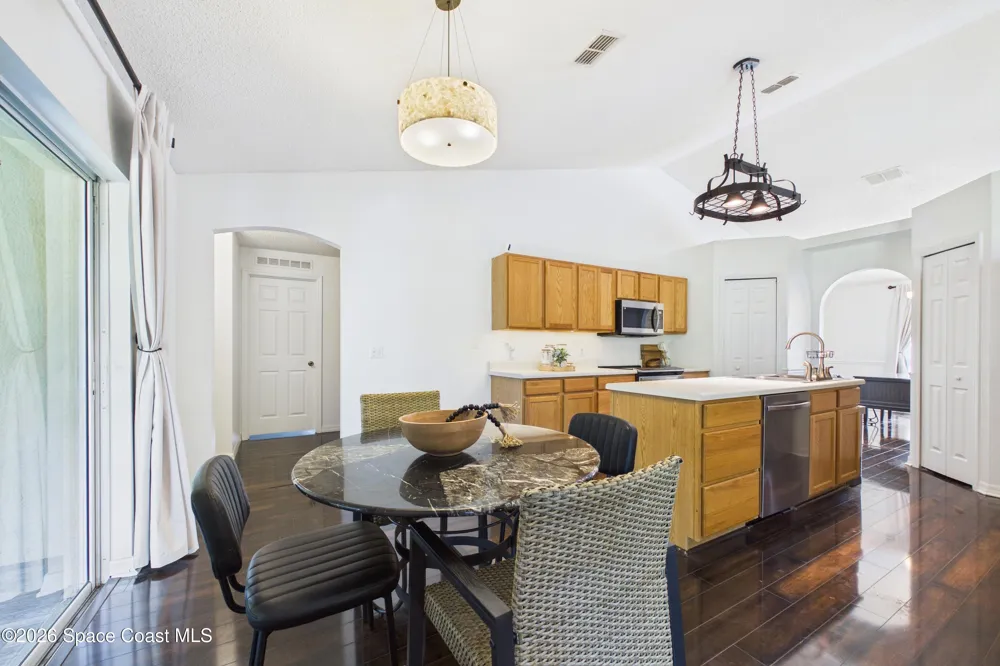 583 Edison Street SE Palm Bay, FL 32909