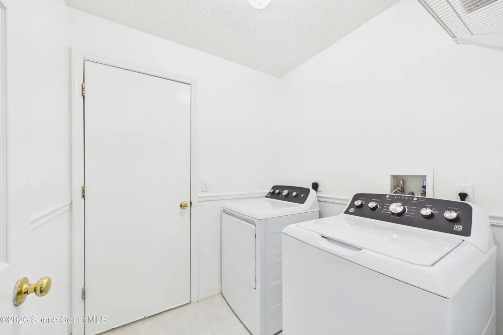 583 Edison Street SE Palm Bay, FL 32909