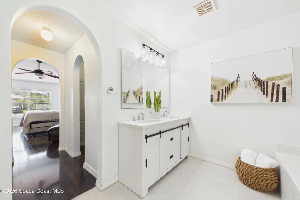 583 Edison Street SE Palm Bay, FL 32909