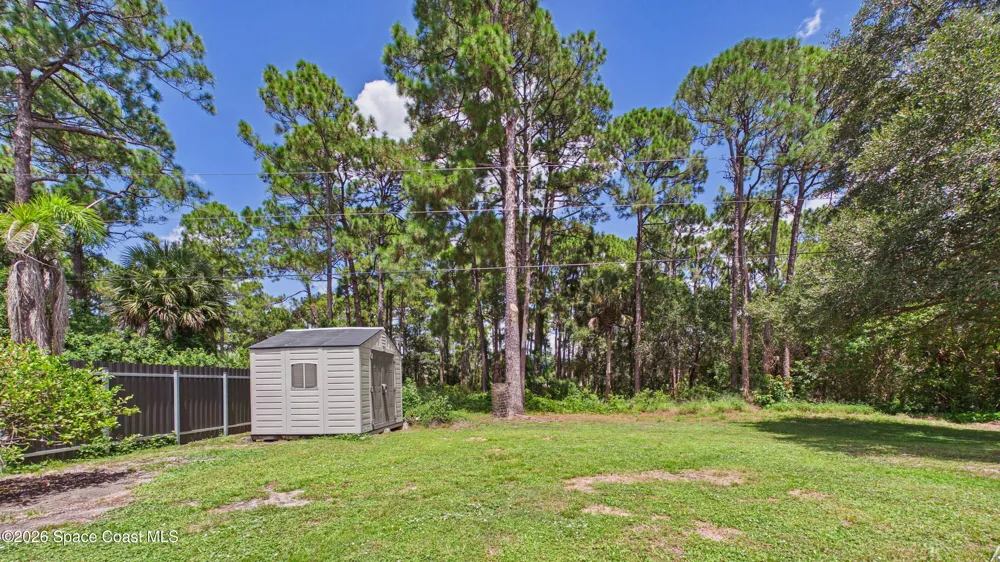 583 Edison Street SE Palm Bay, FL 32909