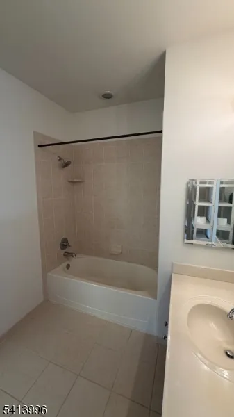 2411 Ramapo Ct Riverdale, NJ 07457