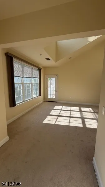 2411 Ramapo Ct Riverdale, NJ 07457