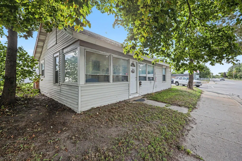 807 Colburn Avenue Big Rapids, MI 49307