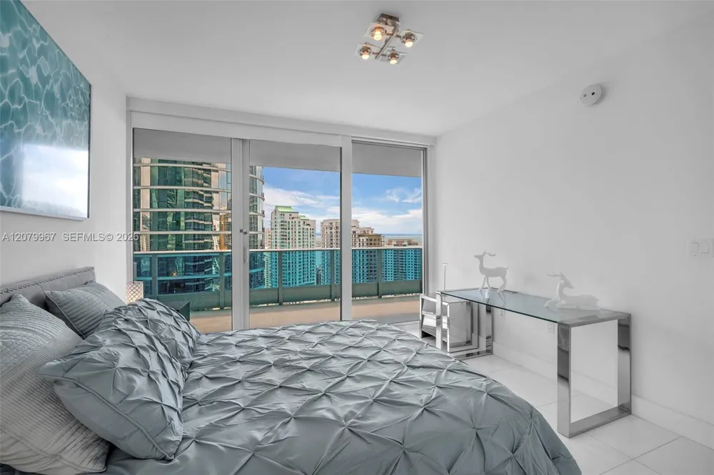 200 Biscayne Boulevard Way #3703 Miami, FL 33131