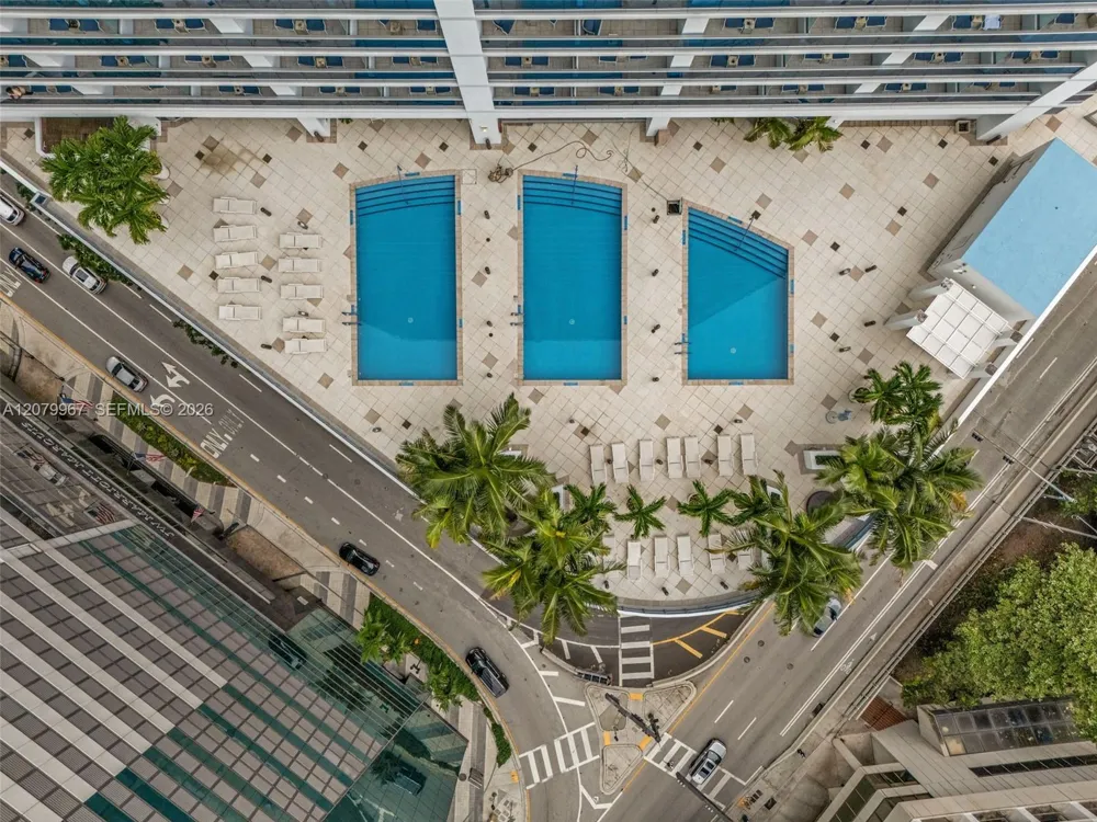 200 Biscayne Boulevard Way #3703 Miami, FL 33131