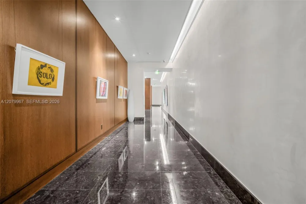 200 Biscayne Boulevard Way #3703 Miami, FL 33131