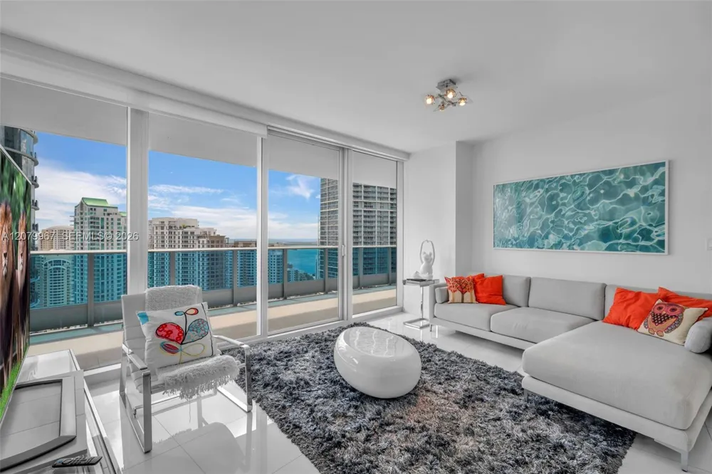 200 Biscayne Boulevard Way #3703 Miami, FL 33131