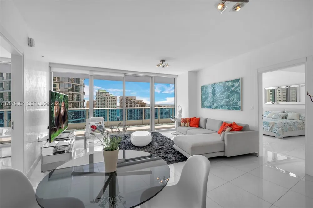 200 Biscayne Boulevard Way #3703 Miami, FL 33131