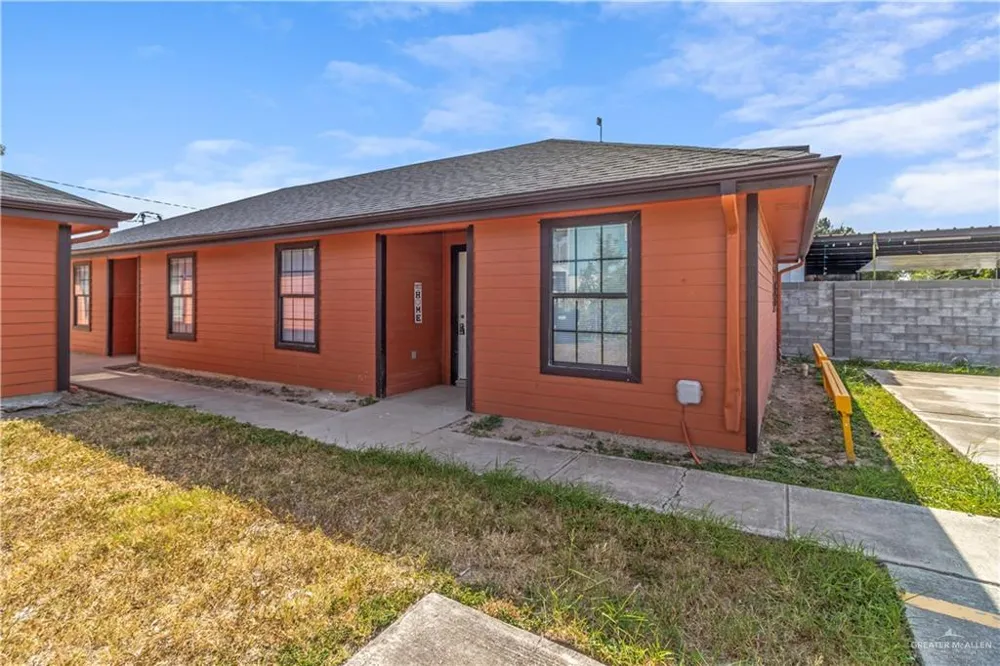 1408 Pine Street #A Weslaco, TX 78596