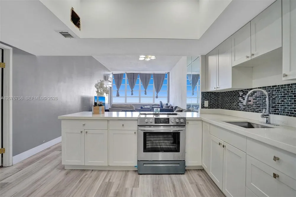 1351 NE Miami Gardens Drive #1703E Miami, FL 33179