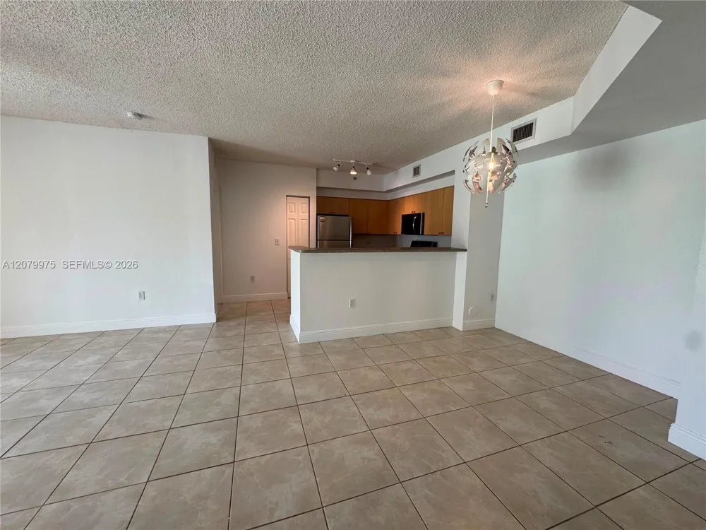 7920 Nob Hill Rd #103 Tamarac, FL 33321