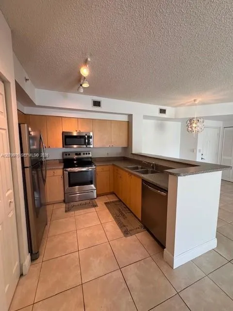 7920 Nob Hill Rd #103 Tamarac, FL 33321