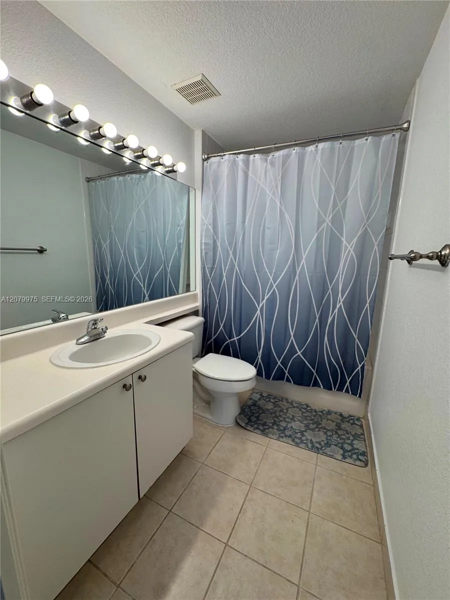 7920 Nob Hill Rd #103 Tamarac, FL 33321