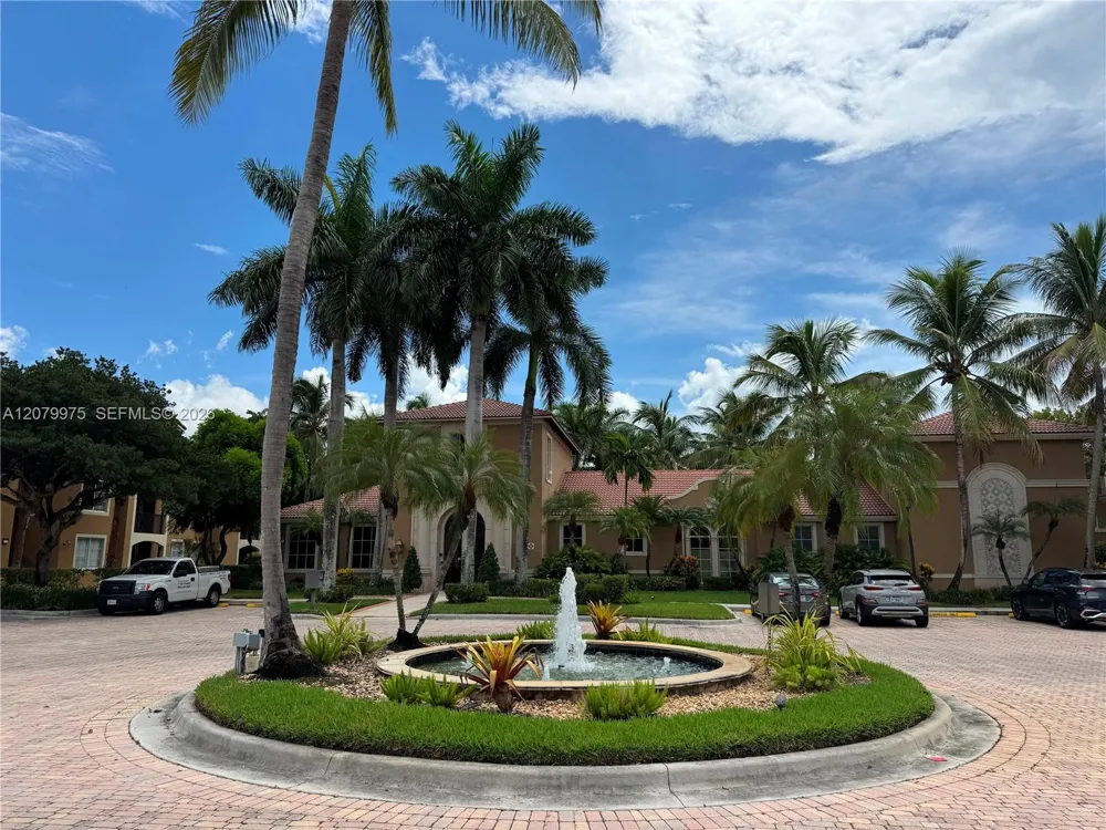 7920 Nob Hill Rd #103 Tamarac, FL 33321