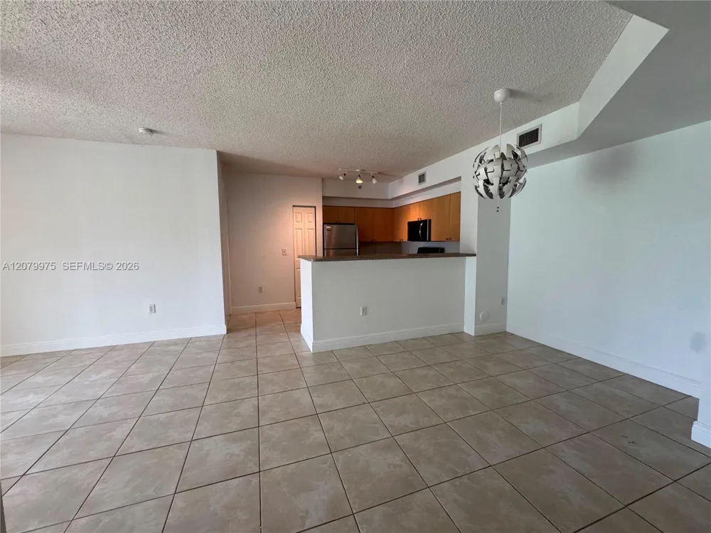 7920 Nob Hill Rd #103 Tamarac, FL 33321